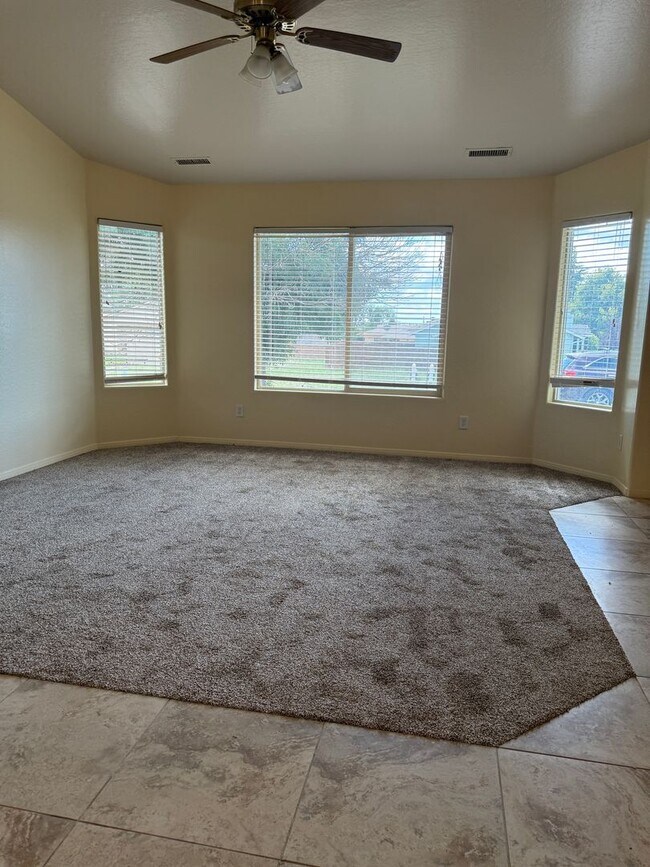 Foto del edificio - PM16-00401K: Horseshoe