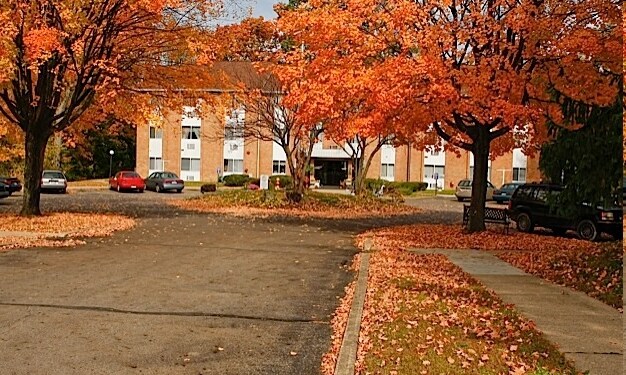 Building Photo - Windsor Heights