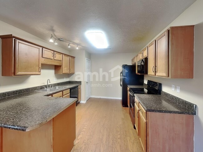 Foto del edificio - 5038 Preserve Blvd