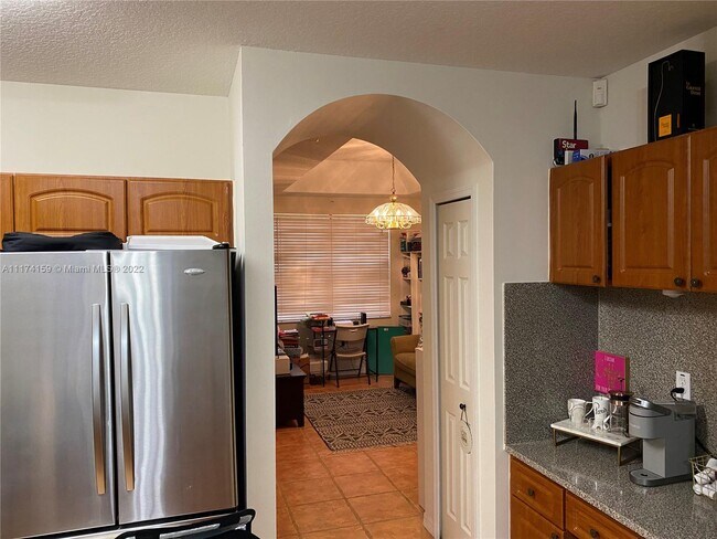 Foto del edificio - 8326 NW 144th Terrace