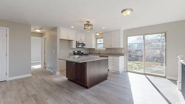 Foto del edificio - 2157 Cedar Breaks Dr