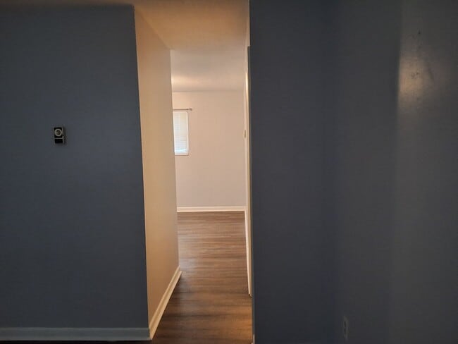 Building Photo - 1140 Evelyn Dr