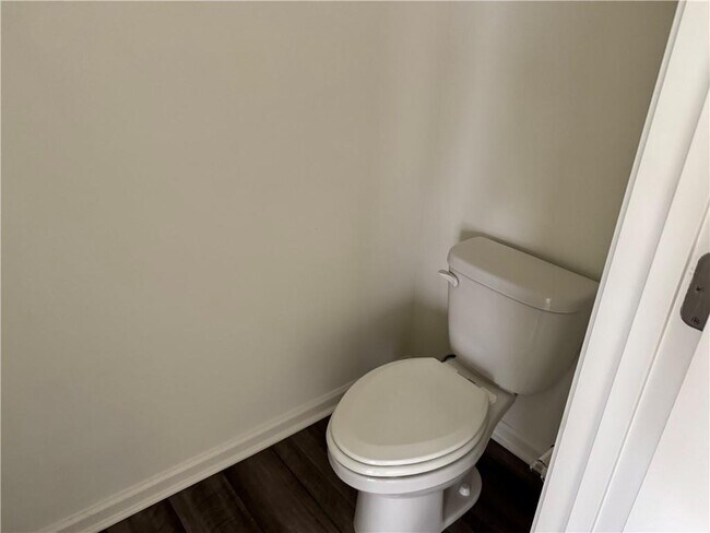 Foto del edificio - 1051 Paddington Dr