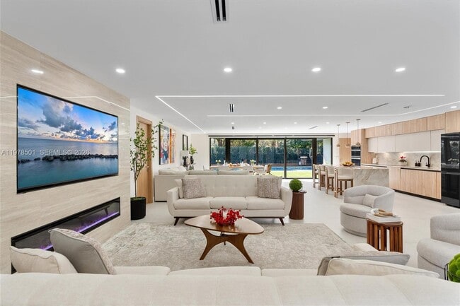 Foto del edificio - 4000 N Circle Dr