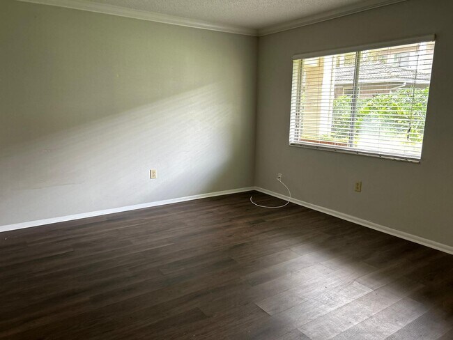 Foto del edificio - 126 Blue Pointe Way