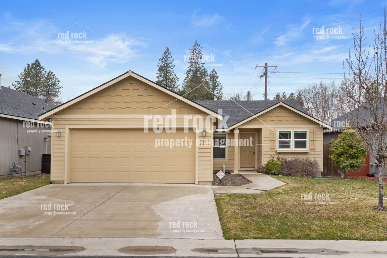 Foto principal - 718 S Edgerton Ln