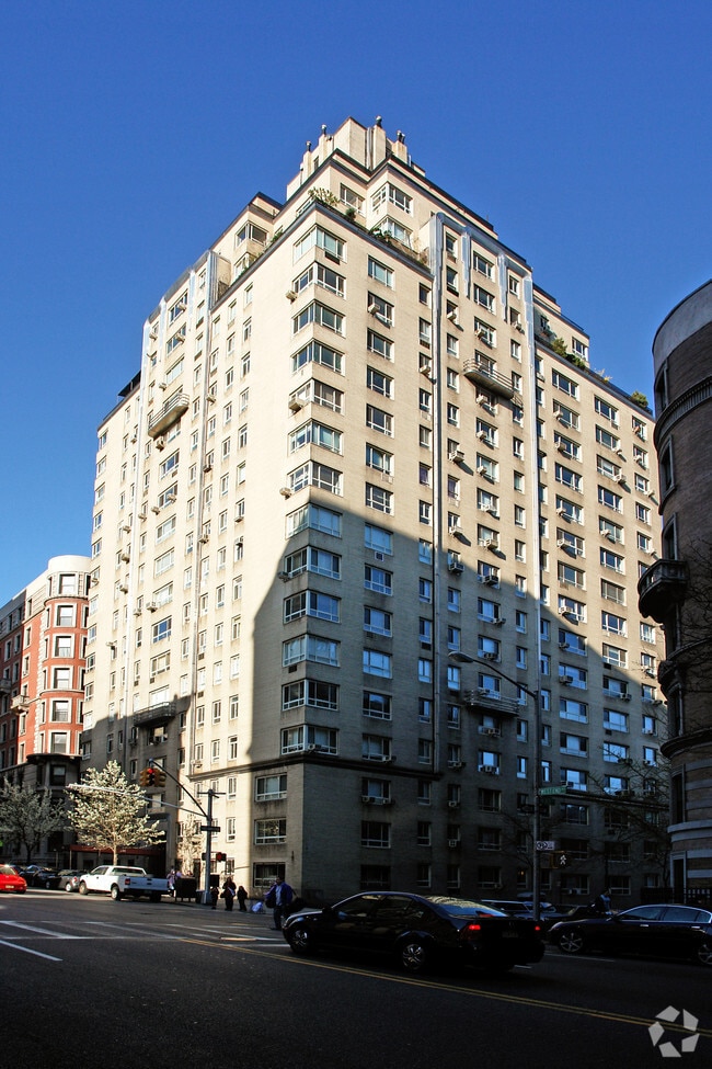 Building Photo - 411 West End Ave
