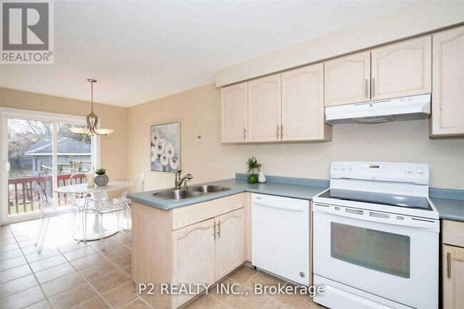 Building Photo - 37 Oakridge Ct