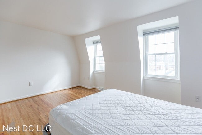 Building Photo - 4 br, 4 bath House - 819 6th Street SW