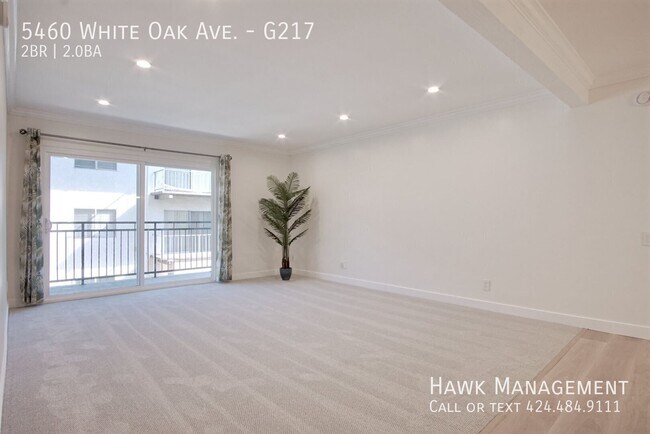 Foto del edificio - 5460 White Oak Ave