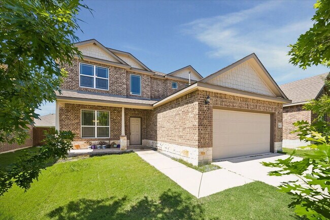 Building Photo - 5636 Sacco St