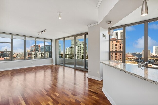 Foto del edificio - 200 N Jefferson St