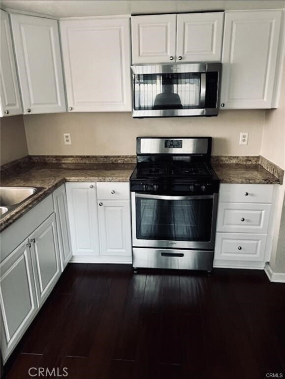 Foto del edificio - 5640 Riverside Dr