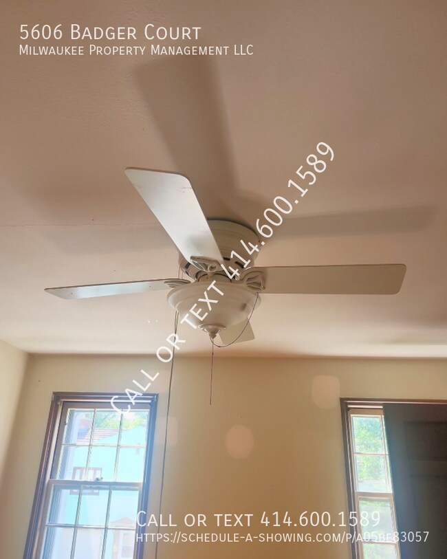 Foto del edificio - 5606 Badger Ct