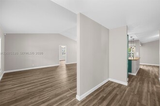 Building Photo - 1151 NW 78th Ave