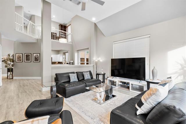 Foto del edificio - 4008 Sherry Ln