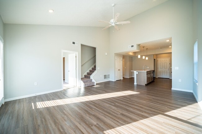 Interior Photo - Ravines at Taylor