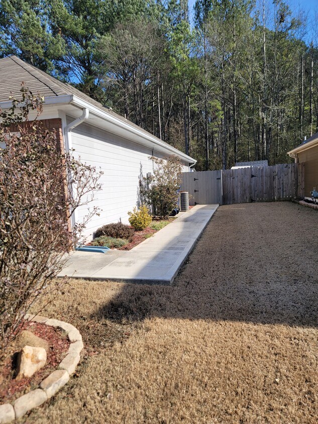 113 Lake Ter, Alabaster, AL 35007 House Rental in Alabaster, AL