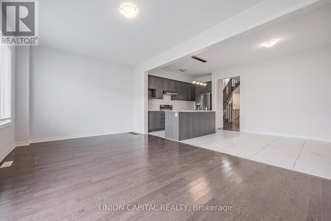 Building Photo - 112 Ogston Cres