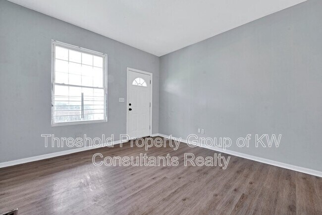 Foto del edificio - 195-197 East Innis Avenue - 197