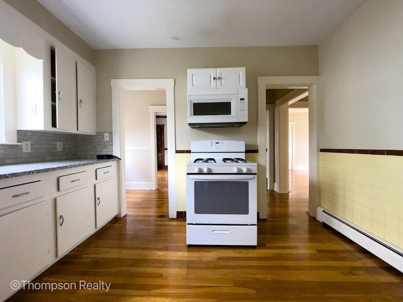 Photo - 17 Amaranth Avenue Unit 1
