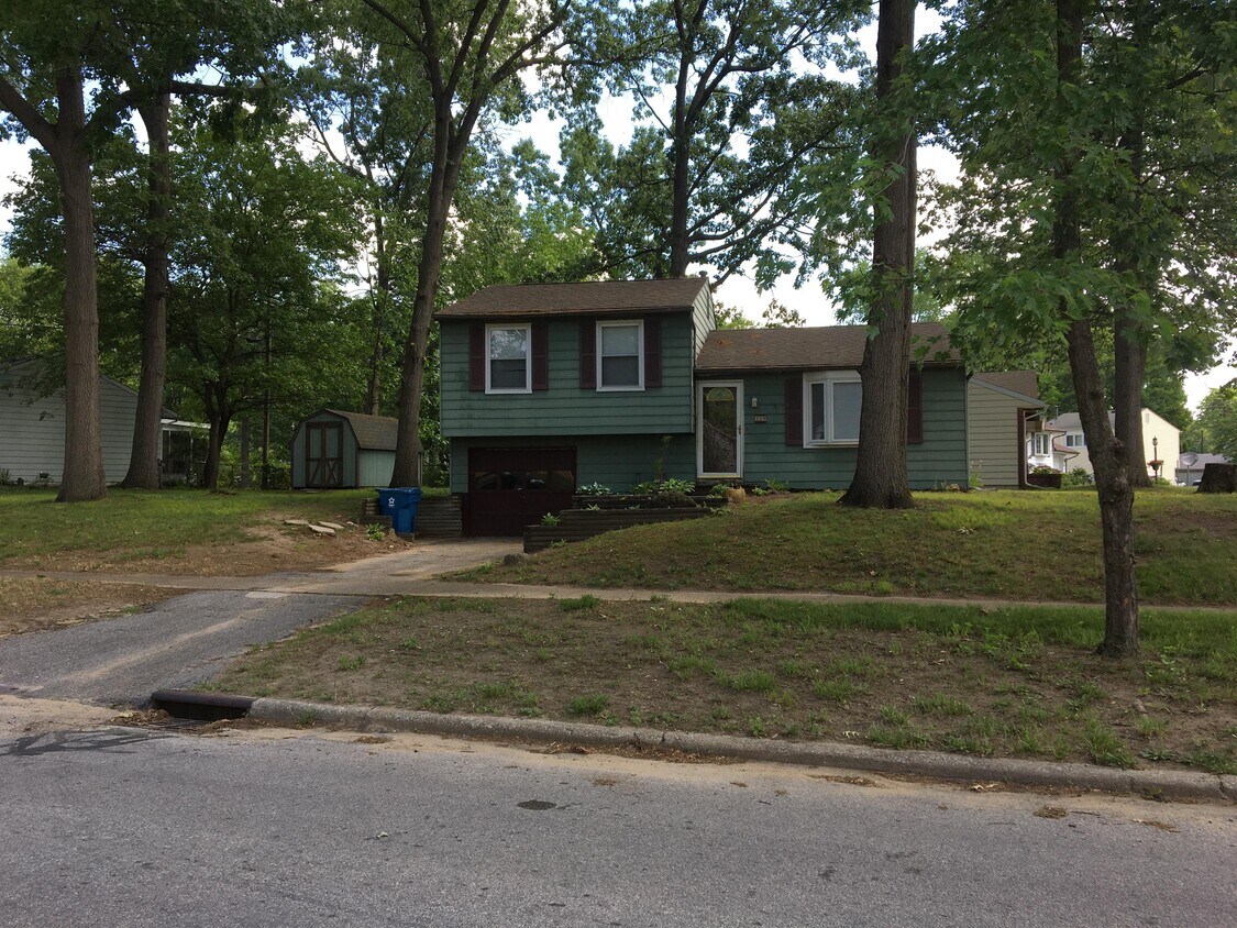 Primary Photo - 229 Danesmoor Rd