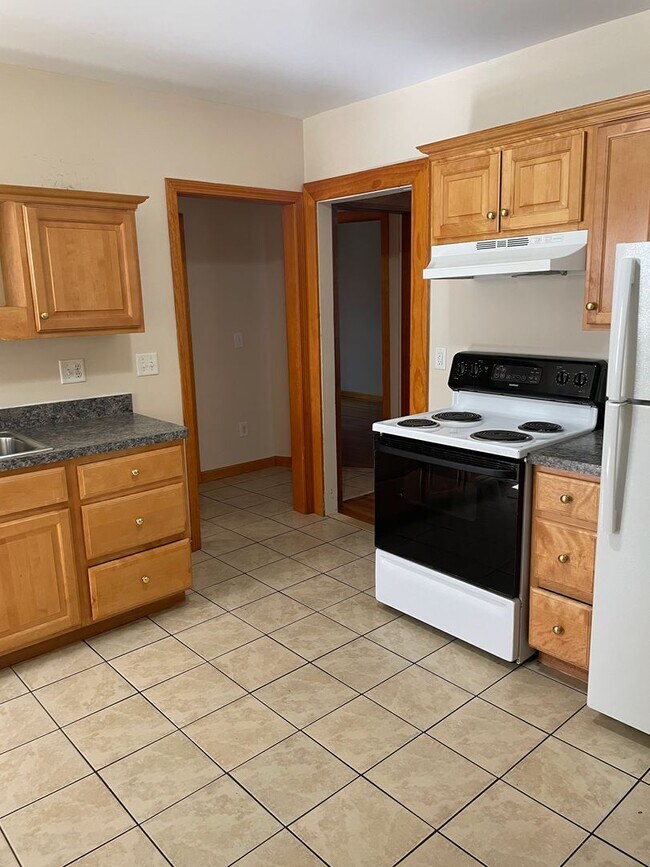 Foto del edificio - 51-53 Westford Circle