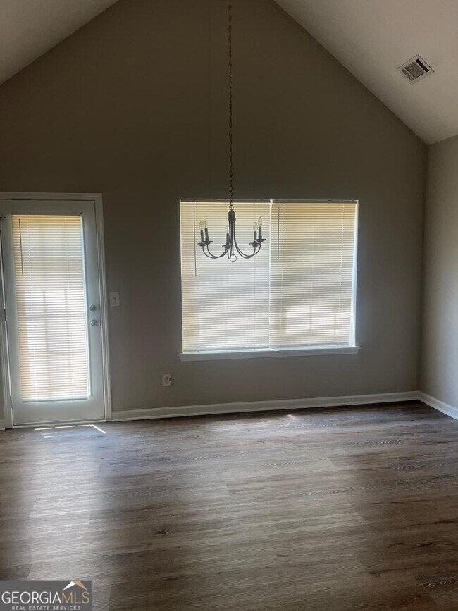 Foto del edificio - 4649 Raven Wood Loop