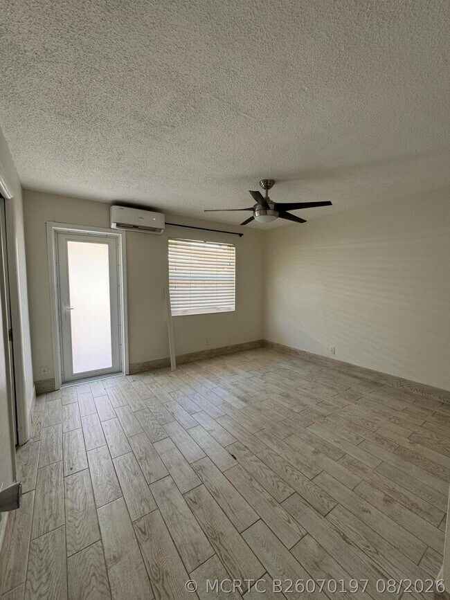 Foto del edificio - 340 SW 16th Ct
