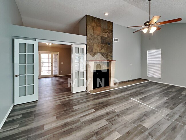 Building Photo - 7210 W Krall St