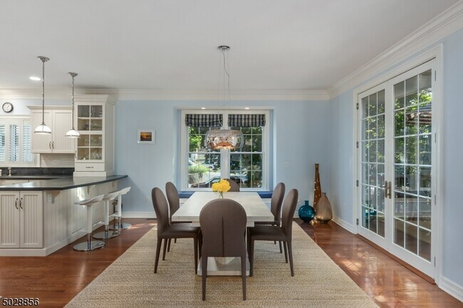 Foto del edificio - 74 Anderson Hill Rd