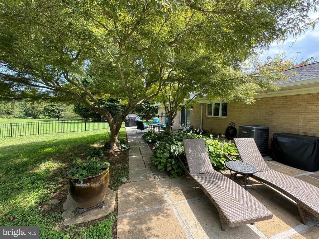 Foto principal - 1542 Crowell Rd