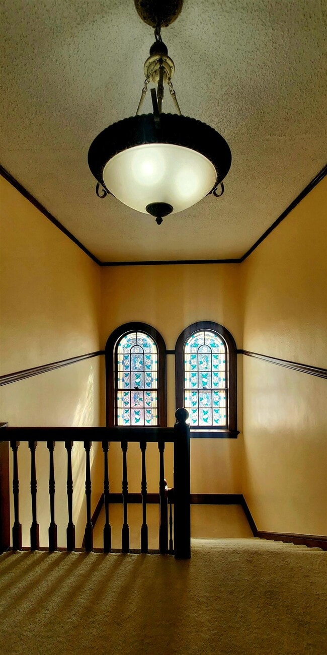 Building Photo - 704 N Jefferson St