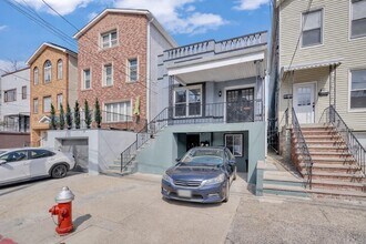Building Photo - 42 GREENVILLE Ave