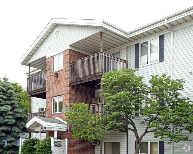 Spruce Pointe Apartments in Altoona, IA