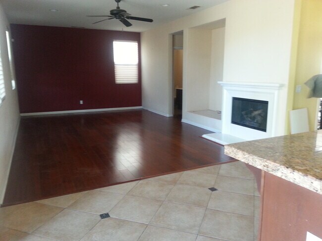 Foto del edificio - 2815 E Cinnamon Pl