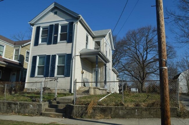 Photo - 2146 BENNINGHOFEN AVE House