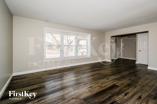 Building Photo - 11814 Featherwood Dr