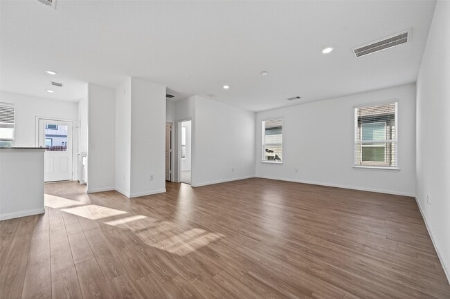 Building Photo - 17803 Pumpkin Vine Dr