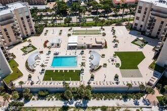 Building Photo - 3115 Gulf Shore Blvd N