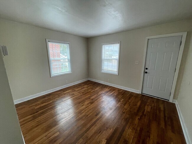Building Photo - Affordable 2 Bedroom Home in Druid Hills!