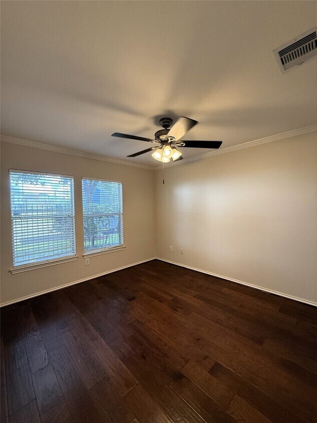 Foto del edificio - 1410 Ennis St