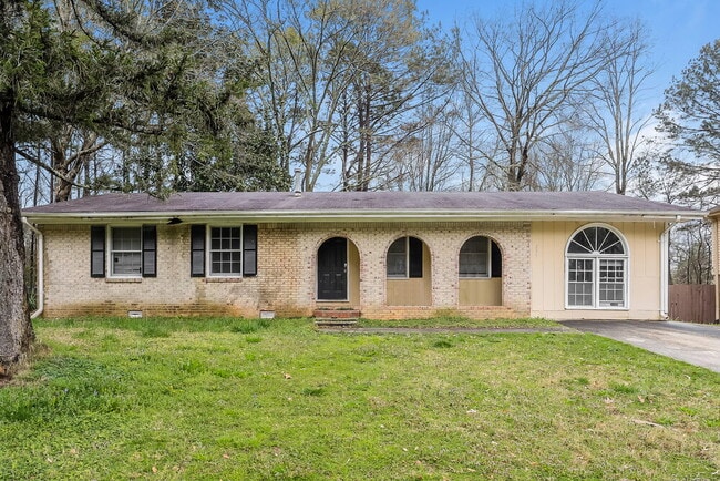 Building Photo - 235 Hurst Point