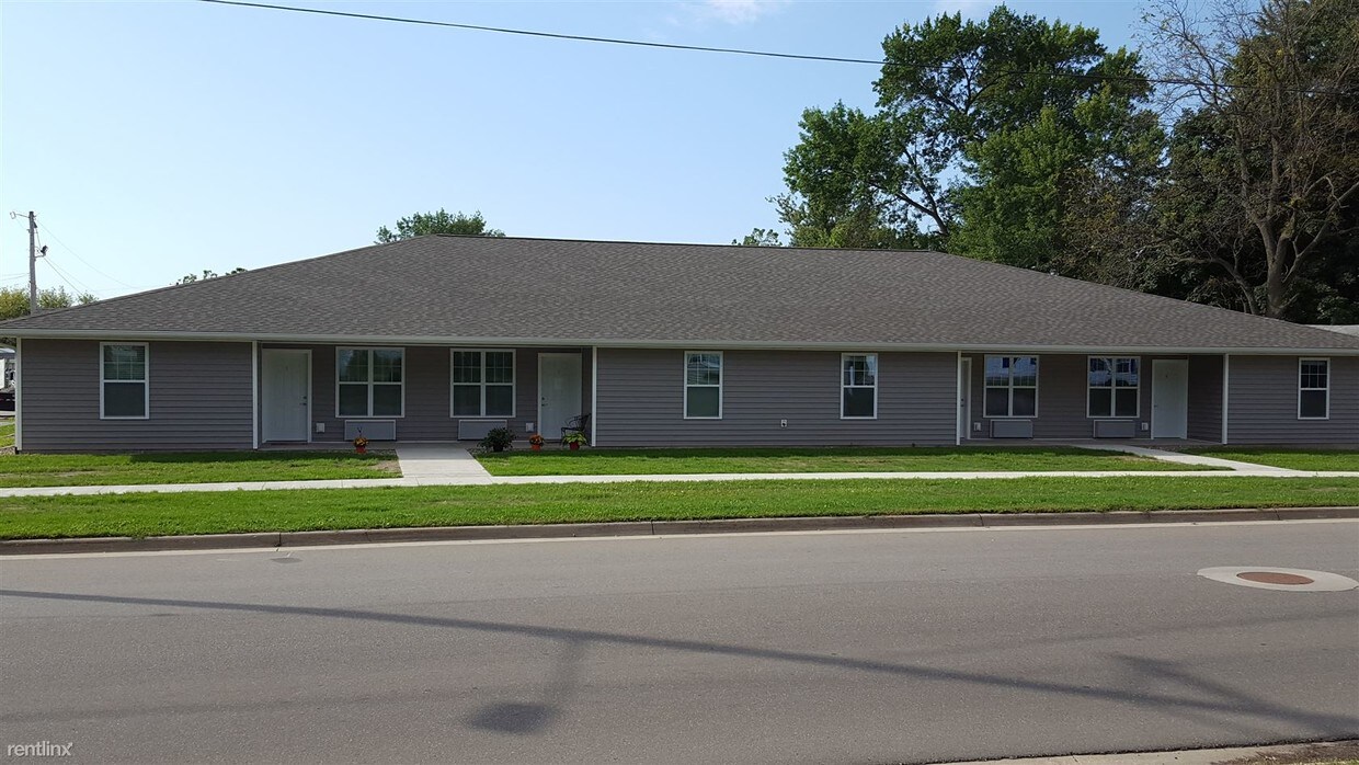 Primary Photo - 901 Jasper St