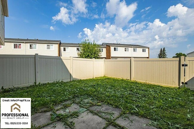 Photo du bâtiment - 124 Centennial Crt NW