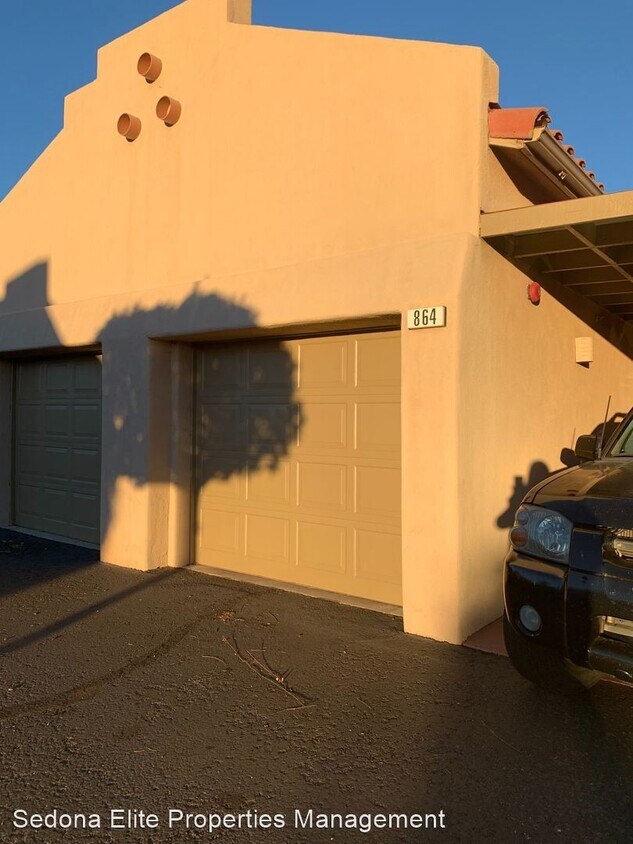 Foto principal - 2 br, 1 bath House - 864 DUSTY ROSE DR.