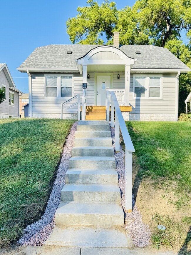 Building Photo - 3316 N 45th St