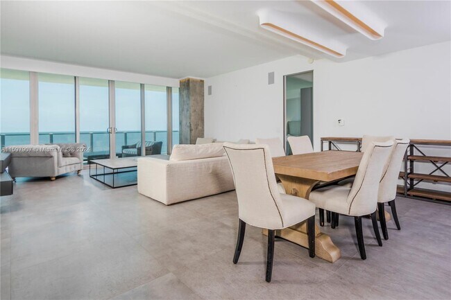 Building Photo - 350 Ocean Dr
