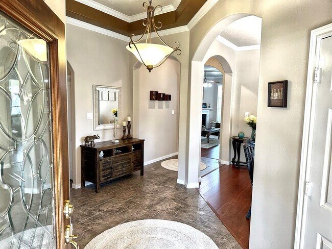Building Photo - 5011 Logans Landing Ln