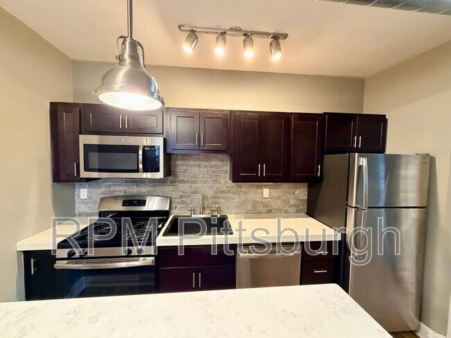 Foto del edificio - 227 N Negley Ave